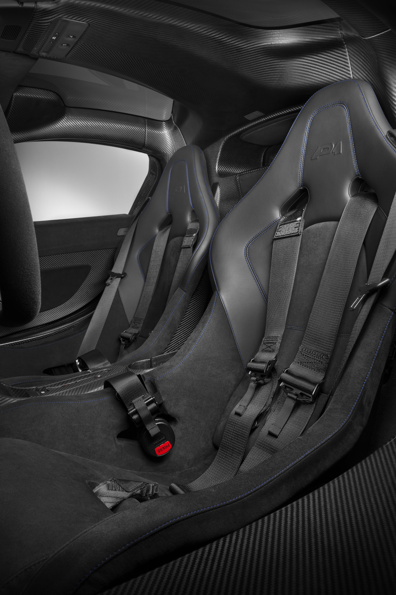 Illustration for article titled The McLaren P1 Farewell Is Dressed In Stunning Naked Blue Carbon